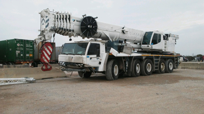 Export Logistics & Shipping, Inc. inspects Tadano ATG220 crane with jib hook